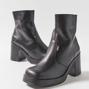 Y2k ROC BLACK LEATHER INVITO BOOTIES SZ 36/US 5.5